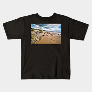 Beach & Rocks - Coastal Scenery - Amroth, Pembrokeshire Kids T-Shirt